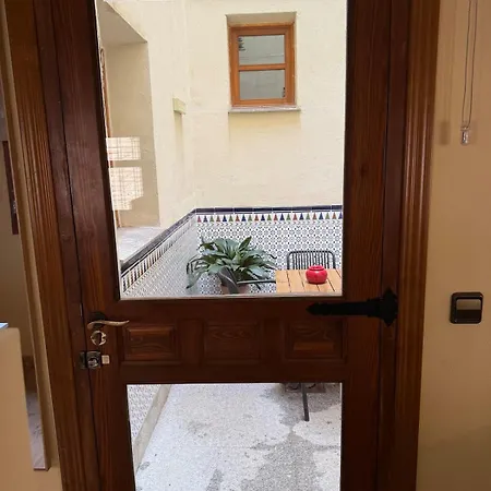 Acogedor Con Terraza, Casco Historico *