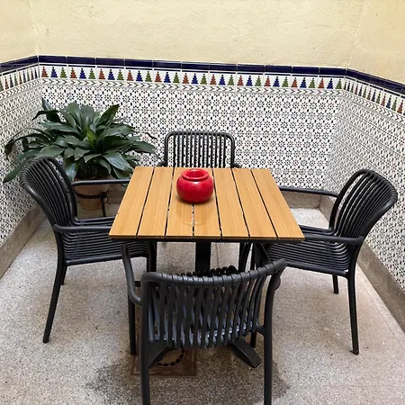 Acogedor Con Terraza, Casco Historico *